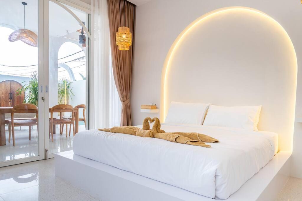 Villa Hype Near Canggu Tanah Lot (Bali)